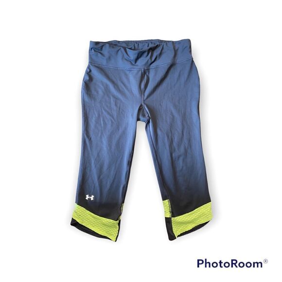 Nice Under Armor Heat Gear Fly By Compression Capri Pant size medium - Picture 1 of 3